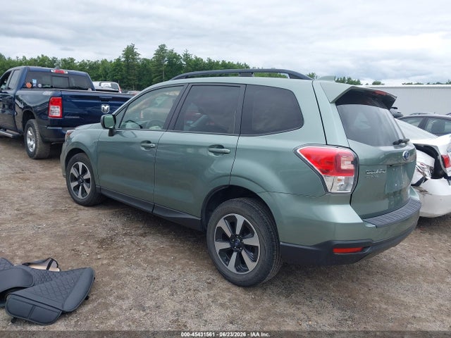 Subaru Forester 2.5i Premium 2018 JF2SJAEC5JH431050 Image 3