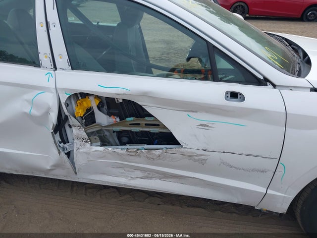 Продажа на аукционе авто 2021 Hyundai Sonata Se, vin: 5NPEG4JAXMH088015, номер лота: 45431602