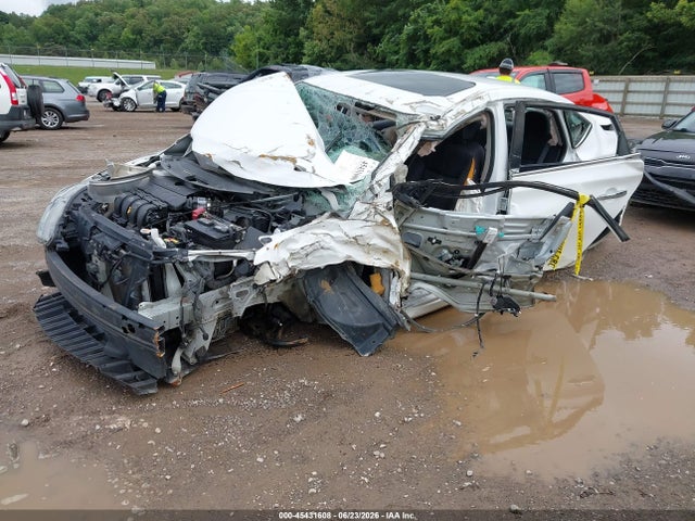 45431608 :رقم المزاد ، 3N1AB7AP8HY311652 vin ، 2017 Nissan Sentra Sv مزاد بيع