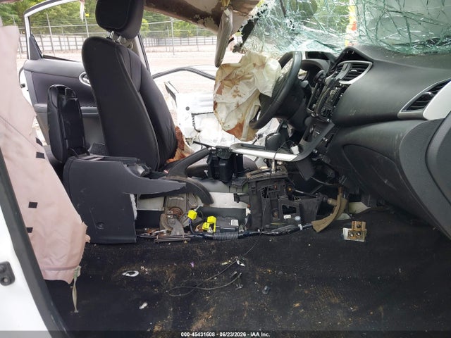 45431608 :رقم المزاد ، 3N1AB7AP8HY311652 vin ، 2017 Nissan Sentra Sv مزاد بيع