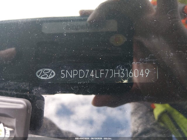 Hyundai ELANTRA SE 2018 5NPD74LF7JH316049 Image 9