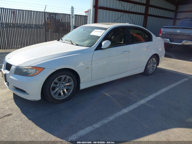 Продажа на аукционе авто 2006 Bmw 325i, vin: WBAVB13566PT00975, номер лота: 45431648