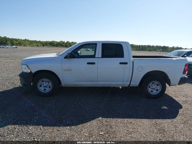 45431660 :رقم المزاد ، 1C6RR6KG6FS789205 vin ، 2015 Ram 1500 Tradesman مزاد بيع