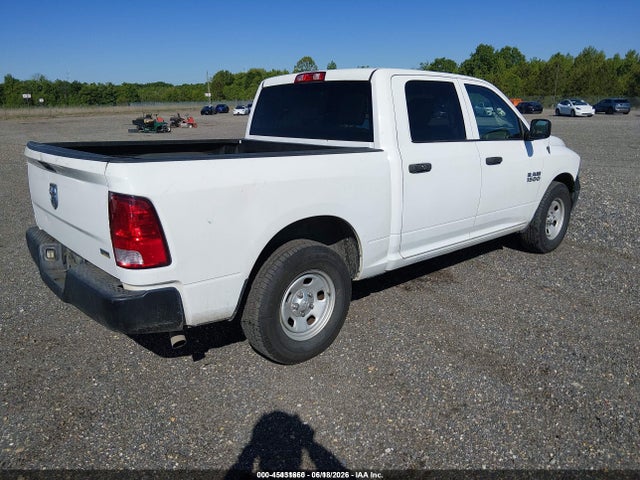 45431660 :رقم المزاد ، 1C6RR6KG6FS789205 vin ، 2015 Ram 1500 Tradesman مزاد بيع
