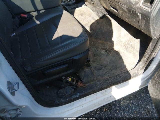 45431660 :رقم المزاد ، 1C6RR6KG6FS789205 vin ، 2015 Ram 1500 Tradesman مزاد بيع