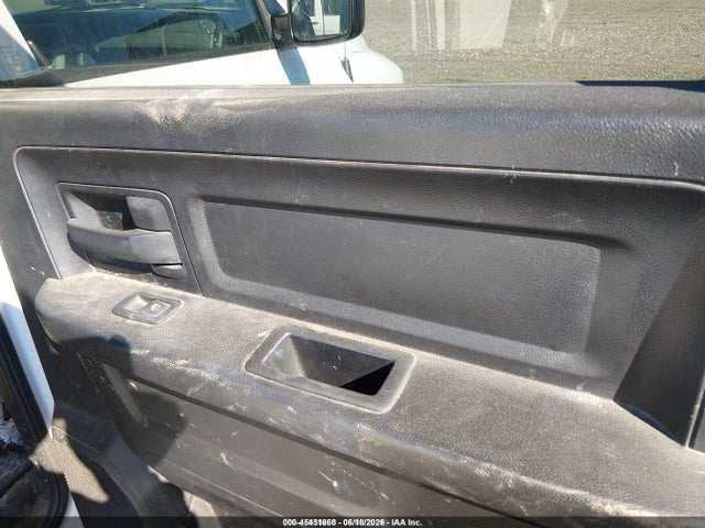 45431660 :رقم المزاد ، 1C6RR6KG6FS789205 vin ، 2015 Ram 1500 Tradesman مزاد بيع