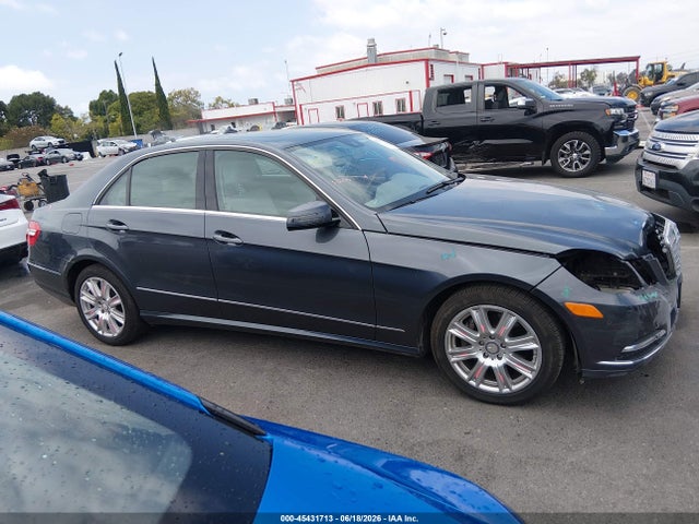45431713 :رقم المزاد ، WDDHF5KBXDA722675 vin ، 2013 Mercedes-benz E 350 مزاد بيع