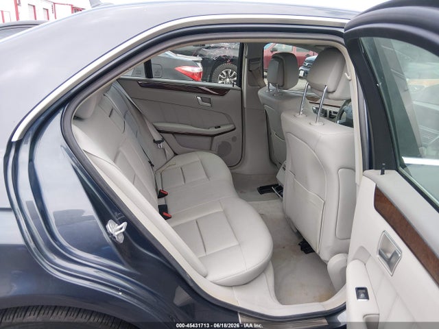 45431713 :رقم المزاد ، WDDHF5KBXDA722675 vin ، 2013 Mercedes-benz E 350 مزاد بيع