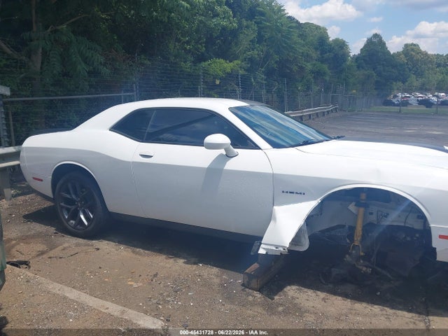 45431728 :رقم المزاد ، 2C3CDZBT2NH253745 vin ، 2022 Dodge Challenger R/t مزاد بيع