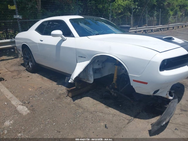 45431728 :رقم المزاد ، 2C3CDZBT2NH253745 vin ، 2022 Dodge Challenger R/t مزاد بيع