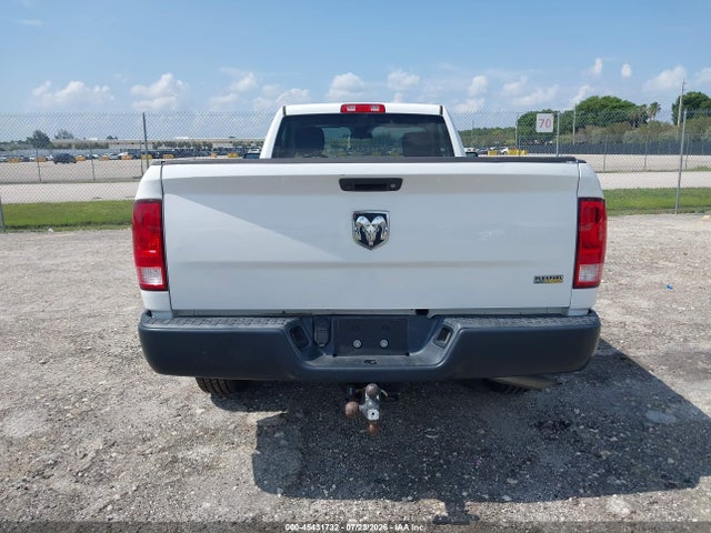45431732 :رقم المزاد ، 3C6JR6DG1HG764734 vin ، 2017 Ram 1500 Tradesman  4x2 8' Box مزاد بيع