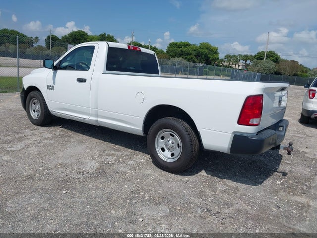 45431732 :رقم المزاد ، 3C6JR6DG1HG764734 vin ، 2017 Ram 1500 Tradesman  4x2 8' Box مزاد بيع