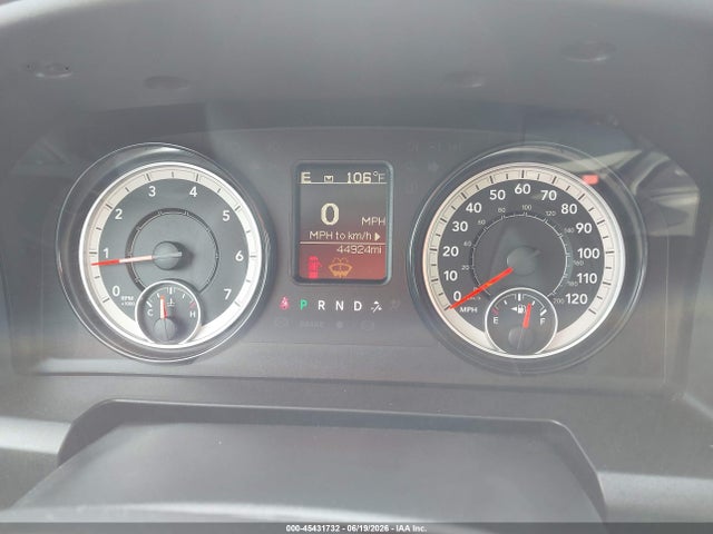 45431732 :رقم المزاد ، 3C6JR6DG1HG764734 vin ، 2017 Ram 1500 Tradesman  4x2 8' Box مزاد بيع