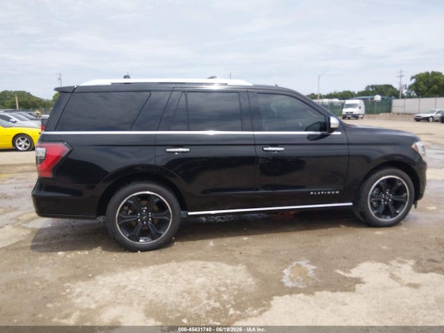 1FMJU1MT1KEA38048 Ford Expedition Platinum