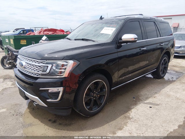 1FMJU1MT1KEA38048 Ford Expedition Platinum
