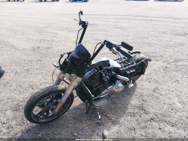 Harley-Davidson Fltrx Road Glide 2015 1HD1KHM18FB668236 Image 2