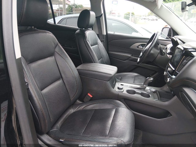 45431768 :رقم المزاد ، 1GNEVGKW4LJ153469 vin ، 2020 Chevrolet Traverse Awd Lt Cloth مزاد بيع
