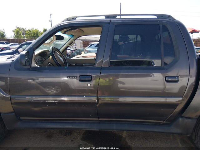 45431780 :رقم المزاد ، 1FMDU77K55UA52418 vin ، 2005 Ford Explorer Sport Trac Adrenalin/xls/xlt مزاد بيع
