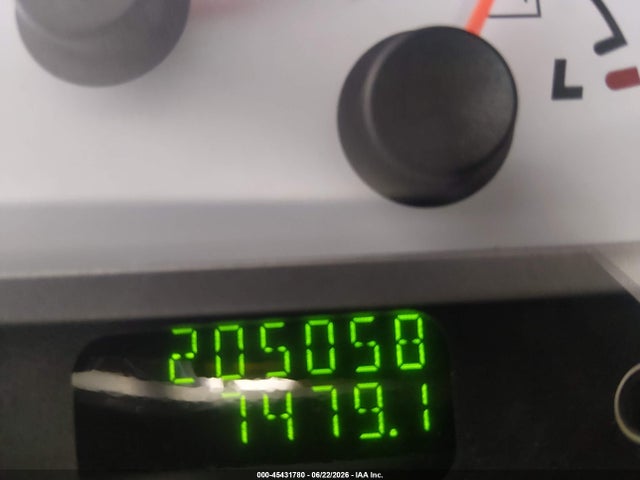 45431780 :رقم المزاد ، 1FMDU77K55UA52418 vin ، 2005 Ford Explorer Sport Trac Adrenalin/xls/xlt مزاد بيع