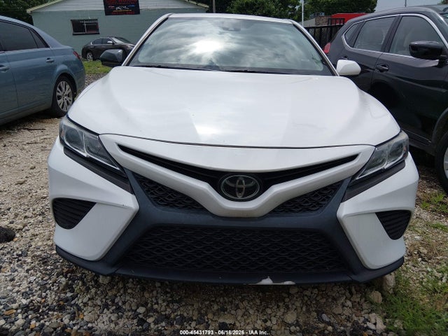 45431793 :رقم المزاد ، 4T1G11AK9LU360331 vin ، 2020 Toyota Camry Se مزاد بيع