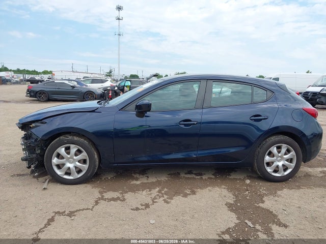 45431803 :رقم المزاد ، 3MZBM1J7XGM272798 vin ، 2016 Mazda Mazda3 I Sport مزاد بيع