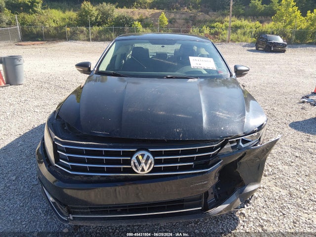 Продажа на аукционе авто 2017 Volkswagen Passat 1.8t S, vin: 1VWAT7A33HC016407, номер лота: 45431804