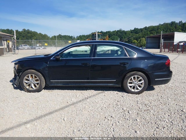 Продажа на аукционе авто 2017 Volkswagen Passat 1.8t S, vin: 1VWAT7A33HC016407, номер лота: 45431804