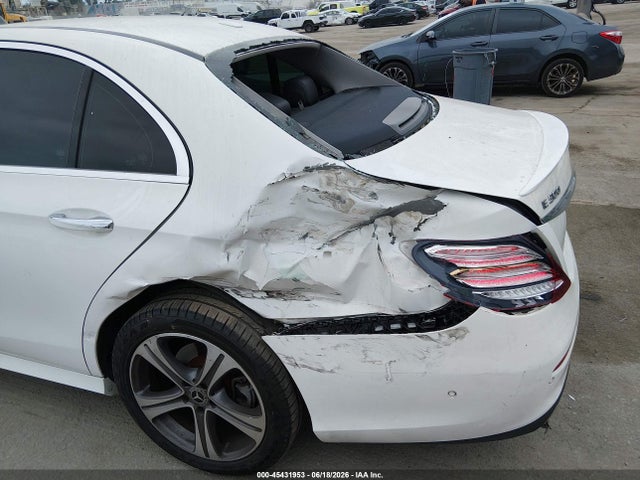 Mercedes-Benz E 300 2018 WDDZF4JB5JA395159 Image 6