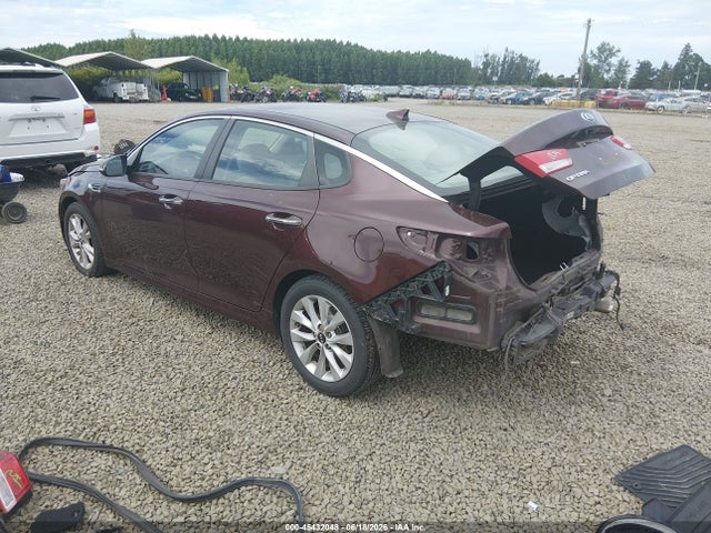 KIA Optima Lx 2018 5XXGT4L32JG270673 Image 3