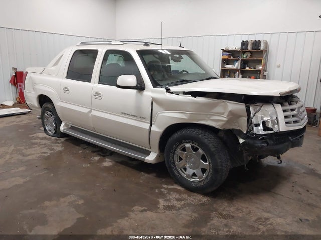 2005 Cadillac Escalade Ext Standard მანქანა იყიდება აუქციონზე, vin: 3GYEK62N15G145055, აუქციონის ნომერი: 45432070