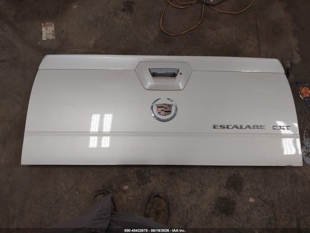 45432070 :رقم المزاد ، 3GYEK62N15G145055 vin ، 2005 Cadillac Escalade Ext Standard مزاد بيع