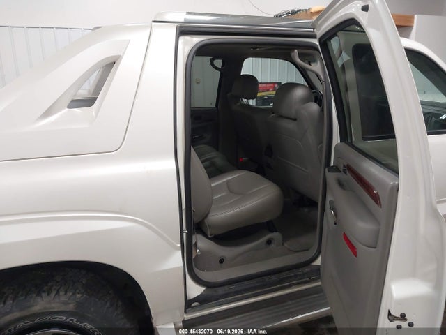 45432070 :رقم المزاد ، 3GYEK62N15G145055 vin ، 2005 Cadillac Escalade Ext Standard مزاد بيع