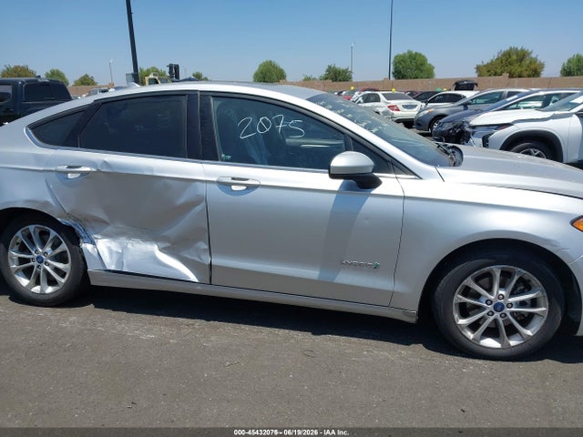 Ford Fusion Hybrid Se 2019 3FA6P0LU7KR135120 Image 13