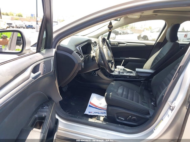 Ford Fusion Hybrid Se 2019 3FA6P0LU7KR135120 Image 5