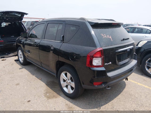 Jeep Compass Latitude 2014 1C4NJDEB6ED698103 Image 3