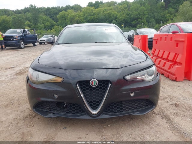 Продаж на аукціоні авто 2017 Alfa Romeo Giulia Rwd, vin: ZARFAEBN6H7546128, номер лоту: 45432131