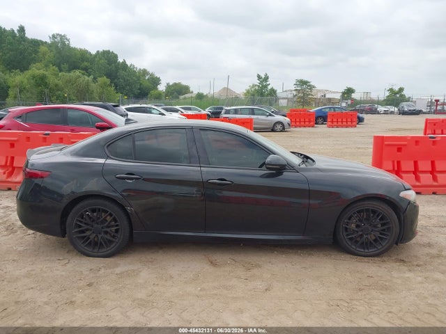 Продаж на аукціоні авто 2017 Alfa Romeo Giulia Rwd, vin: ZARFAEBN6H7546128, номер лоту: 45432131