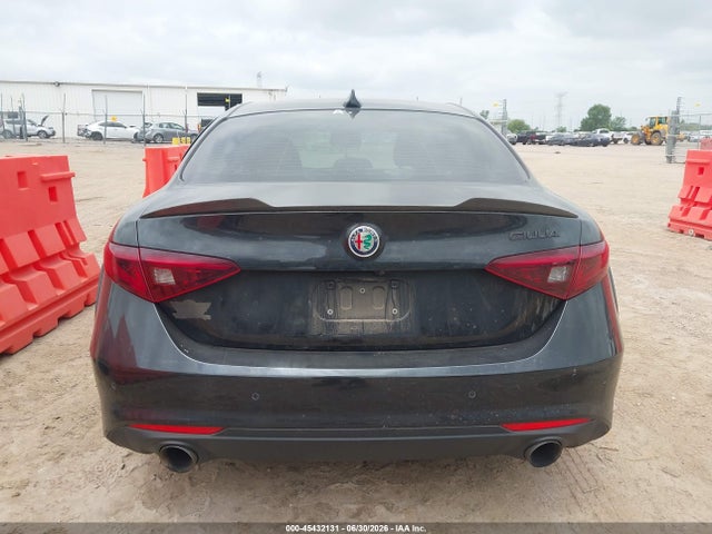 Продаж на аукціоні авто 2017 Alfa Romeo Giulia Rwd, vin: ZARFAEBN6H7546128, номер лоту: 45432131