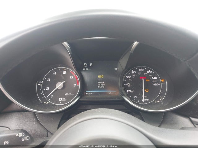 Продаж на аукціоні авто 2017 Alfa Romeo Giulia Rwd, vin: ZARFAEBN6H7546128, номер лоту: 45432131