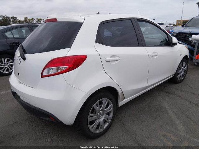 JM1DE1KZ3E0178853 Mazda Mazda2 Sport