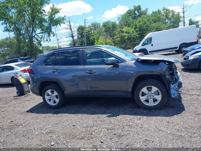 Aukcja sprzedaży 2021 Toyota Rav4 Xle, vin: 2T3P1RFVXMW243691, numer aukcji: 45432149