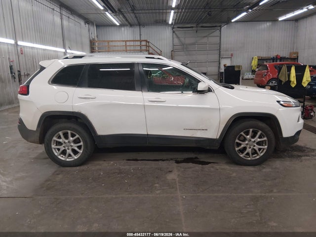 Продаж на аукціоні авто 2015 Jeep Cherokee Latitude, vin: 1C4PJMCS4FW504783, номер лоту: 45432177