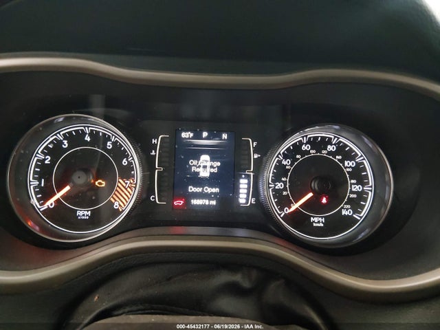 Продаж на аукціоні авто 2015 Jeep Cherokee Latitude, vin: 1C4PJMCS4FW504783, номер лоту: 45432177