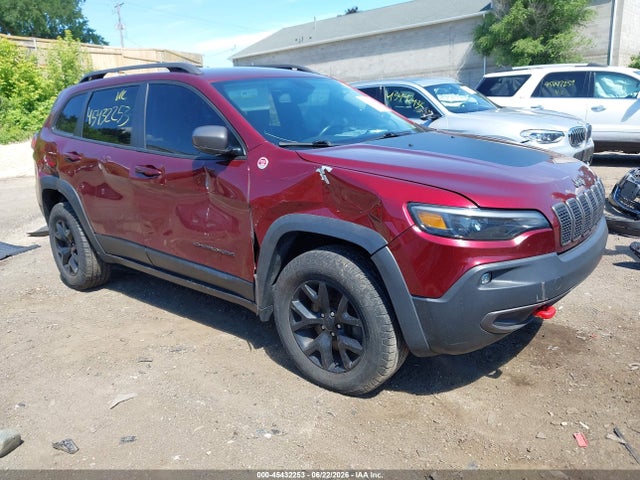 45432253 :رقم المزاد ، 1C4PJMBX0KD185854 vin ، 2019 Jeep Cherokee Trailhawk 4x4 مزاد بيع