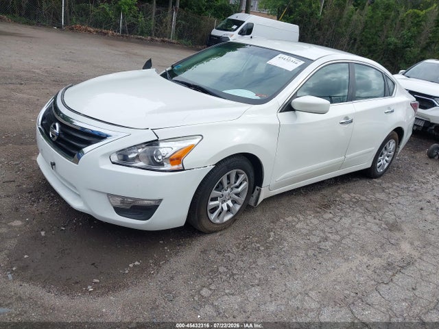 2015 Nissan Altima 2.5 S მანქანა იყიდება აუქციონზე, vin: 1N4AL3AP4FN362276, აუქციონის ნომერი: 45432316