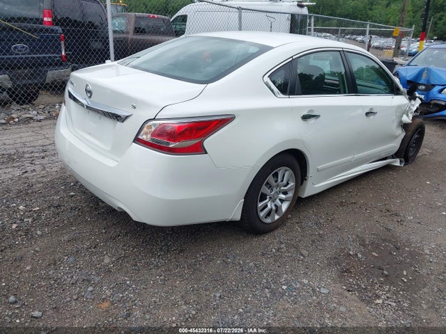 2015 Nissan Altima 2.5 S მანქანა იყიდება აუქციონზე, vin: 1N4AL3AP4FN362276, აუქციონის ნომერი: 45432316