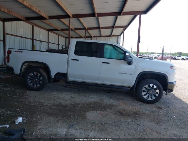 1GC4YME73NF104025 Chevrolet Silverado 2500hd 4wd Standard Bed Custom