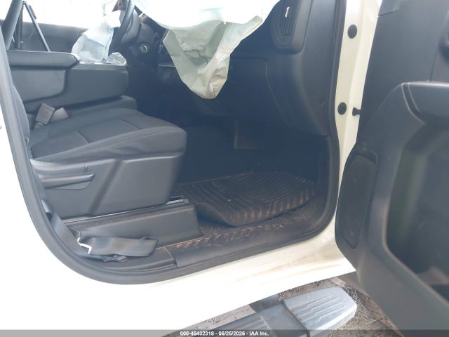1GC4YME73NF104025 Chevrolet Silverado 2500hd 4wd Standard Bed Custom