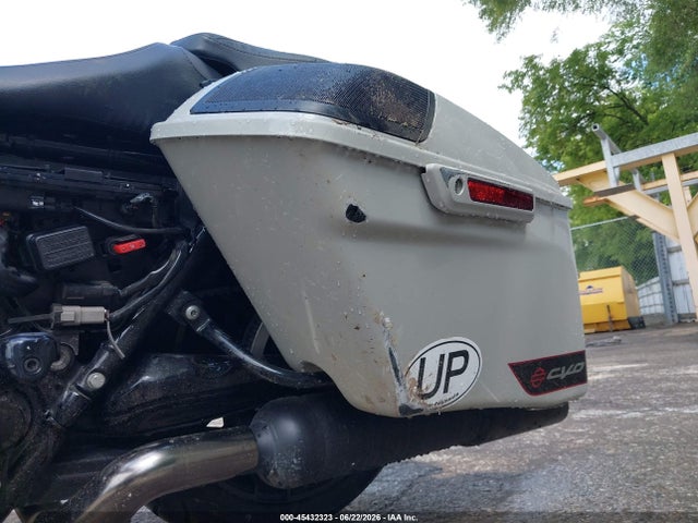 Harley-Davidson FLTRXSE 2020 1HD1TCL1XLB957826 Image 16