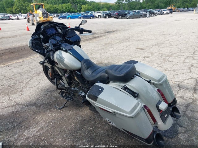 Harley-Davidson FLTRXSE 2020 1HD1TCL1XLB957826 Image 3